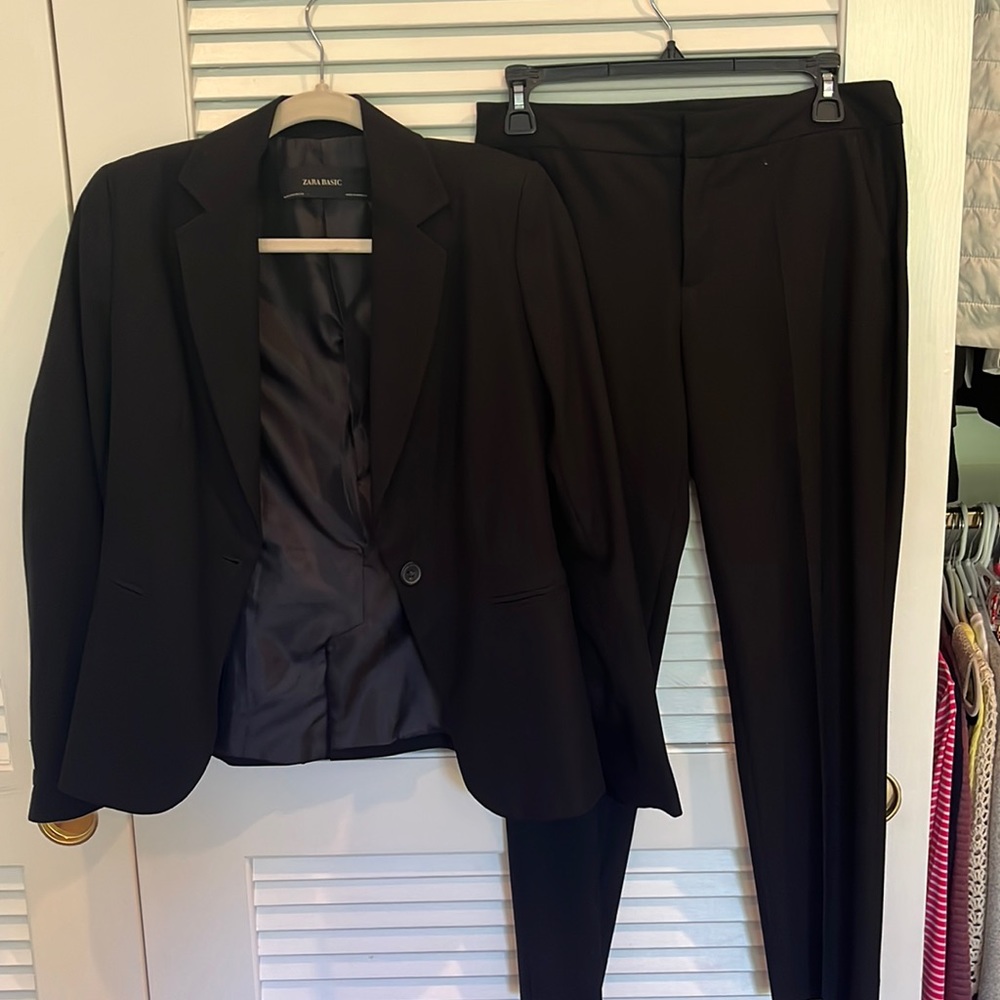 Zara women’s pantsuit